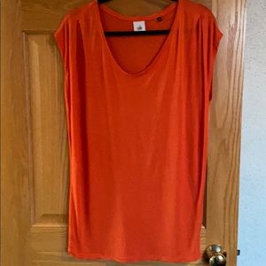 Cabi U Neck Tee